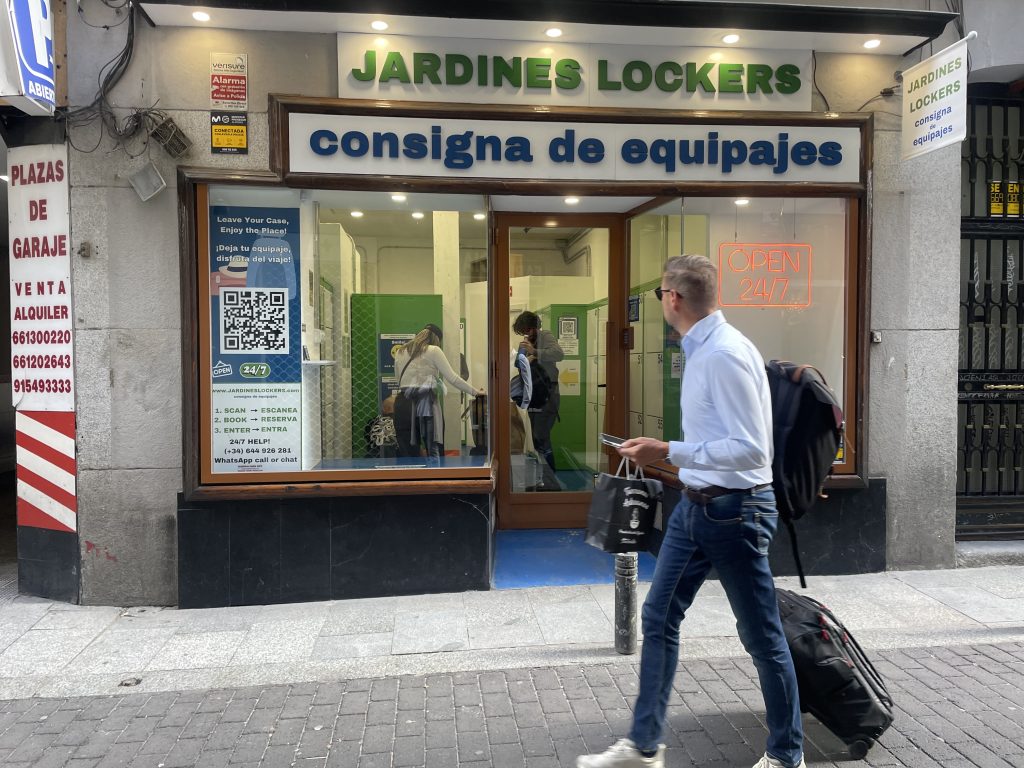 Jardines Lockers, calle Jardines 14 Madrid Centro