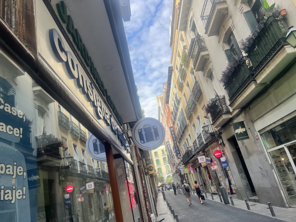 Consigna de maletas en Madrid centro cerca de Gran Vía